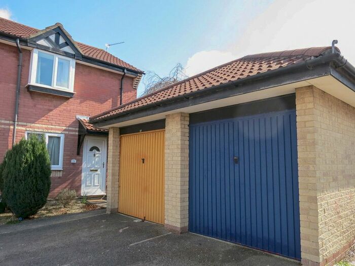2 Bedroom End Of Terrace House To Rent In The Valls, Bradley Stoke, Bristol, BS32