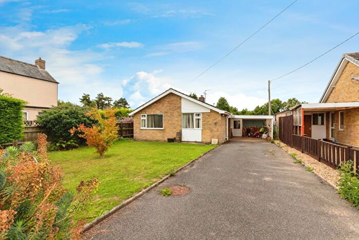3 Bedroom Detached Bungalow For Sale In Fen End Lane, Spalding, PE12