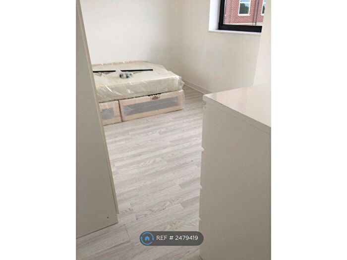 1 Bedroom Flat To Rent In London Road, Londo, IG11