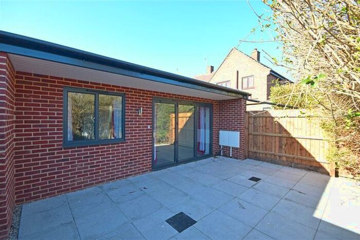 1 Bedroom Terraced House To Rent In Dudley Road, Cambridge, CB5