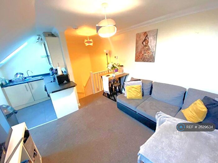 1 Bedroom Flat To Rent In Grove Road, Luton, LU1