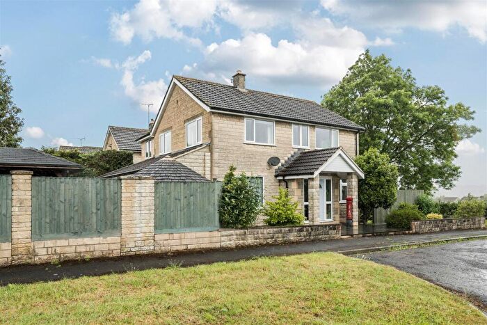4 Bedroom Detached House For Sale In Damy Green, Corsham, SN13
