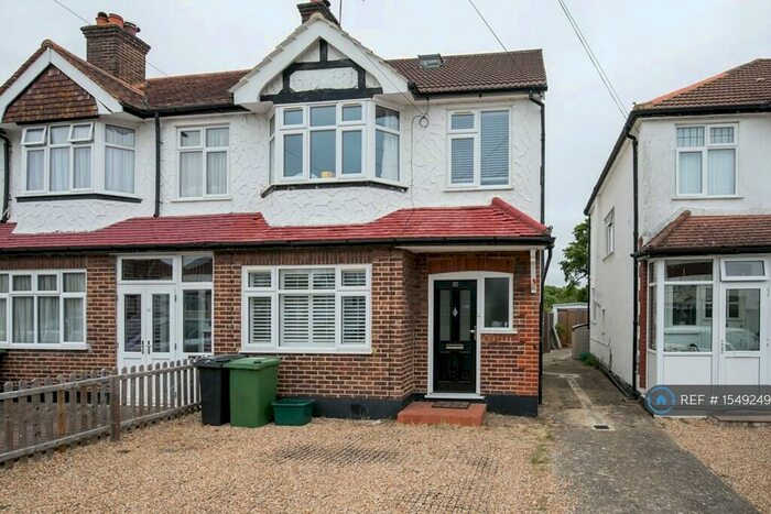 4 Bedroom End Of Terrace House To Rent In Northcroft Road, Epsom, KT19