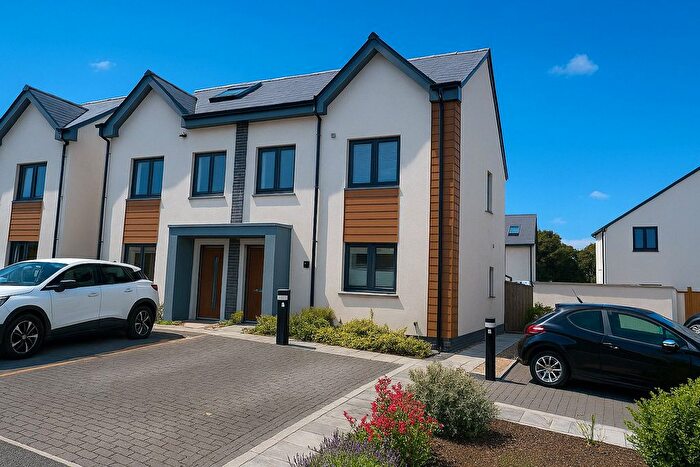 3 Bedroom Semi-Detached House For Sale In Dryleaze Court, Wotton-Under-Edge, Gloucestershire, GL12