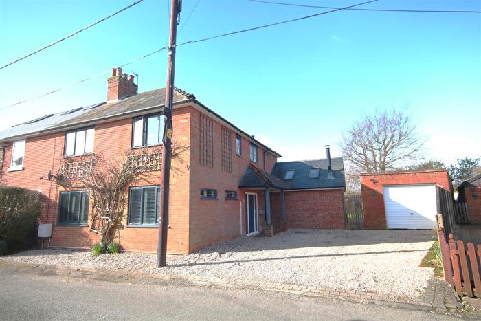 5 Bedroom Semi-Detached House For Sale In New Town Street, Chartham Hatch, Canterbury, CT4