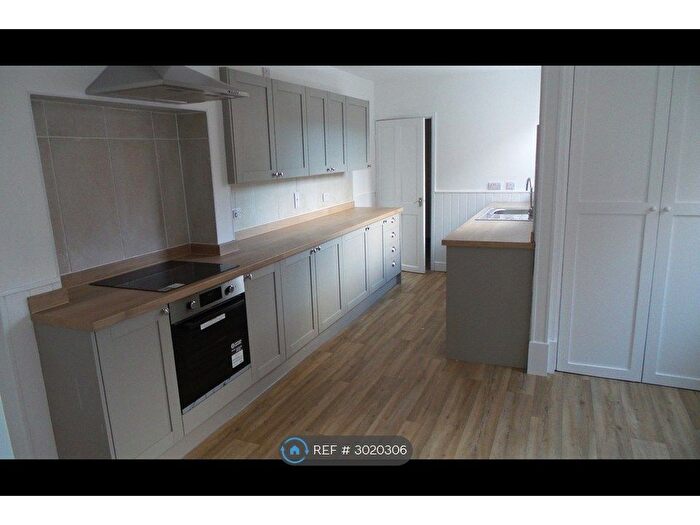 3 Bedroom Semi-Detached House To Rent In High St, Saxilby, LN1