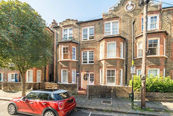 2 Bedroom Flat To Rent In Cato Road, Clapham, SW4