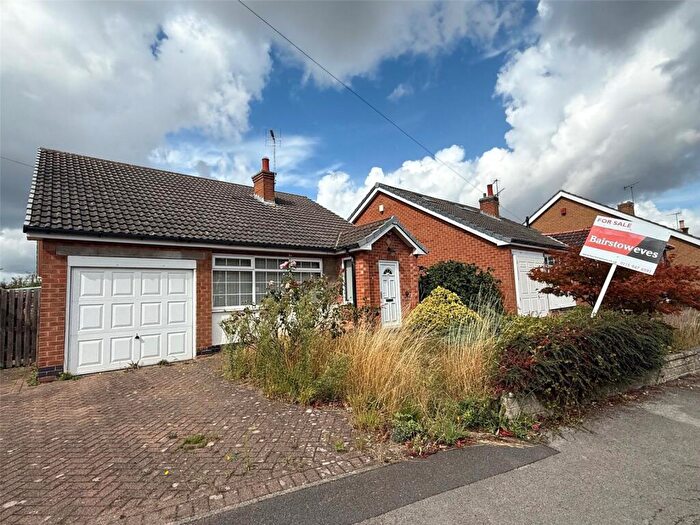 3 Bedroom Bungalow For Sale In Redbourne Drive, Nottingham, Nottinghamshire, NG8