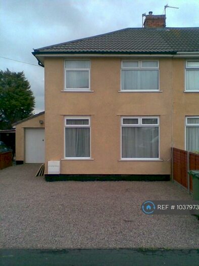 3 Bedroom Semi-Detached House To Rent In Bude Road, Bristol, BS34