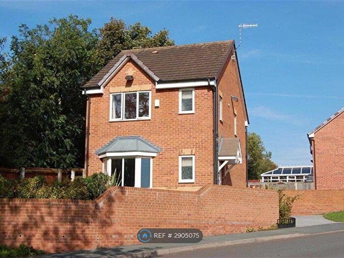3 Bedroom Detached House To Rent In Willard Close, Newcastle, ST5