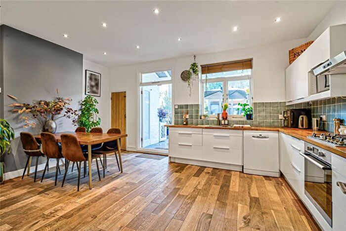 4 Bedroom Terraced House For Sale In Caithness Road, Mitcham, CR4