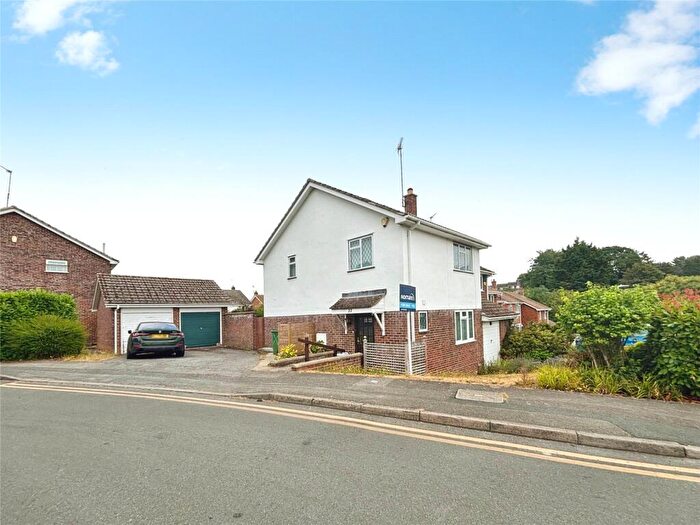 3 Bedroom Semi Detached House For Sale In Prince William Drive, Tilehurst, Reading, RG31