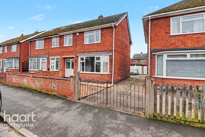 3 Bedroom Semi Detached House For Sale In Tudor Road, Nottingham, NG2