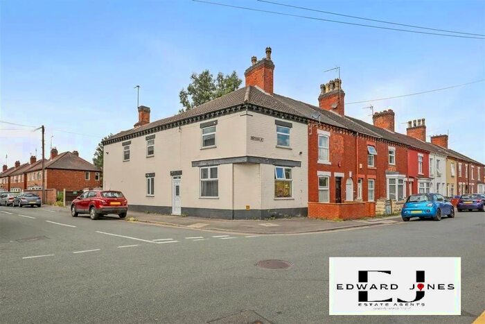 3 Bedroom End Of Terrace House To Rent In Watson Street, Burton-On-Trent, DE14