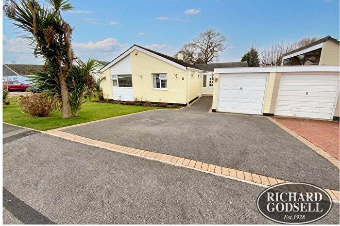 4 Bedroom Detached Bungalow For Sale In Christchurch, BH23
