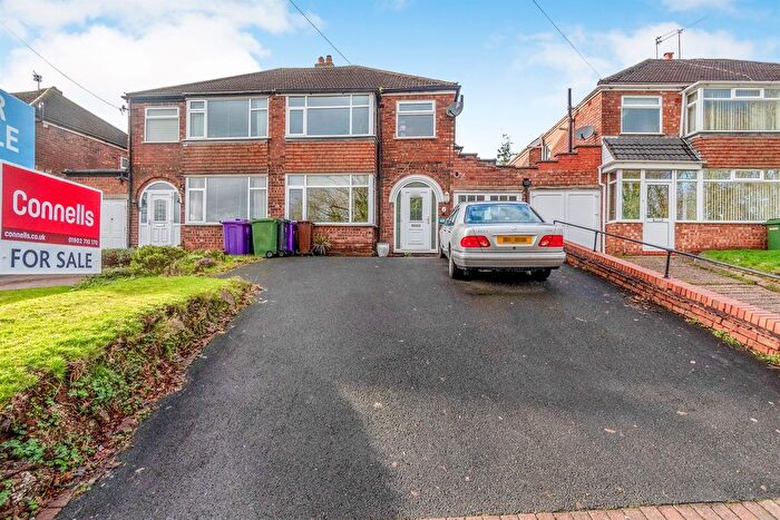 3 Bedroom Semi Detached House For Sale In Aldersley Road, Claregate, Wolverhampton, WV6