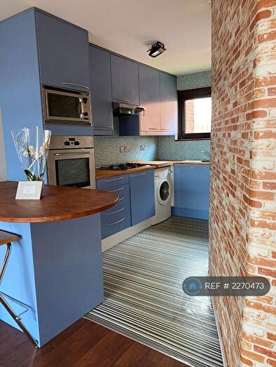 1 Bedroom Flat To Rent In Pear Tree Court, London, E18