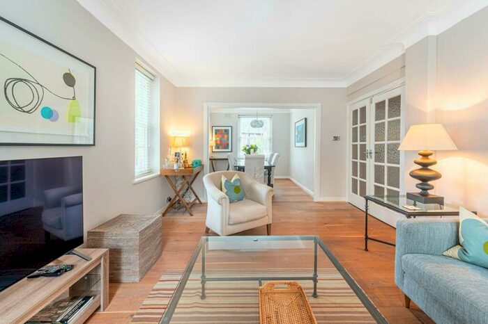 2 Bedroom Flat To Rent In Prince Arthur Road, Hampstead, London, NW3