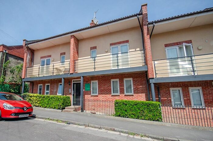 1 Bedroom Flat For Sale In Colburn Court, Caine Road, Horfield, Bristol, BS7