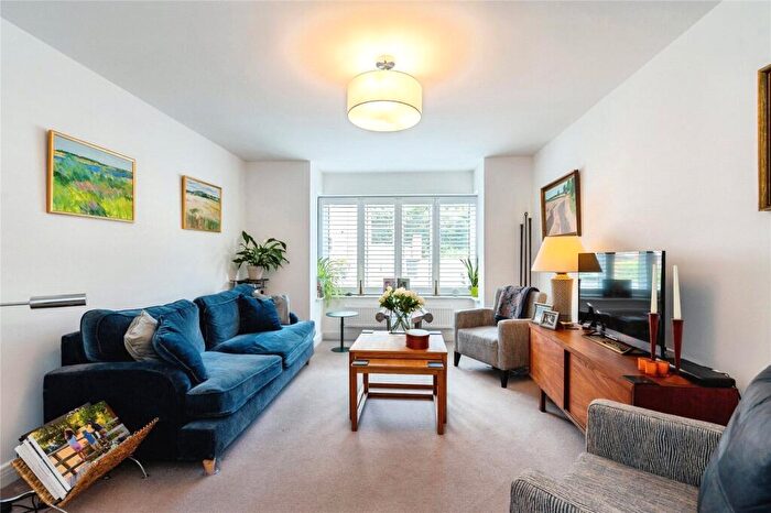 4 Bedroom Detached House For Sale In Normandy Way, Havant, Hampshire, PO9
