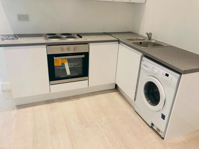 1 Bedroom Flat To Rent In Northbrook Road, Ilford, IG1