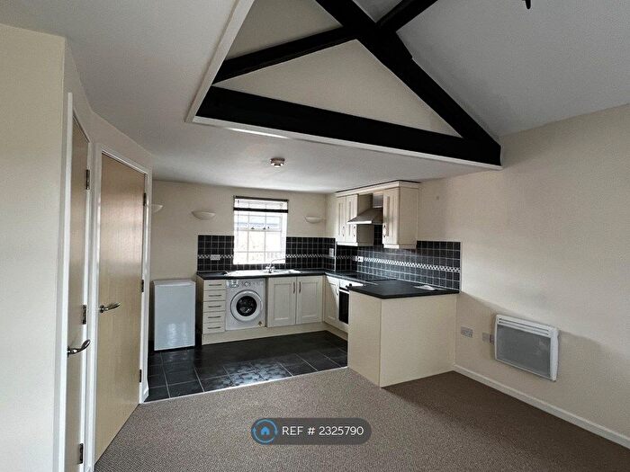 1 Bedroom Flat To Rent In Caroline Court, Burton-On-Trent, DE14