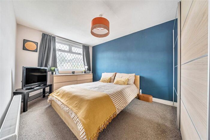 3 Bedroom Semi-Detached House For Sale In Well Garth View, Bramley, Leeds, LS13