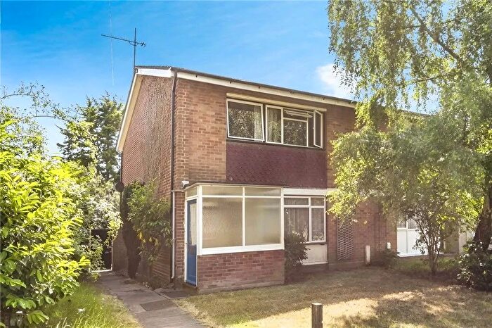 4 Bedroom Semi-Detached House To Rent In Elmbank Avenue, Englefield Green, TW20