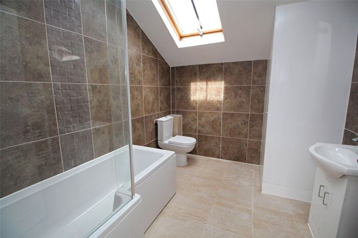 1 Bedroom Flat To Rent In Normandy Street, Alton, Hampshire, GU34