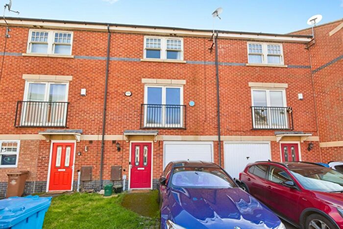 4 Bedroom House For Sale In Auriga Court, Derby, Derbyshire, DE1