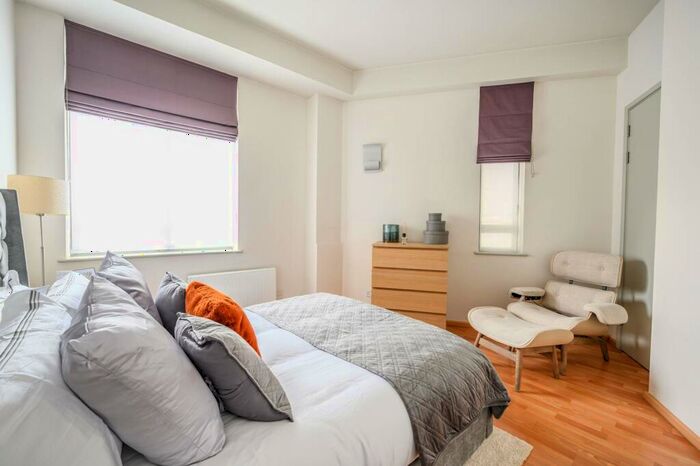 1 Bedroom Flat To Rent In City Road, City, London, EC1V
