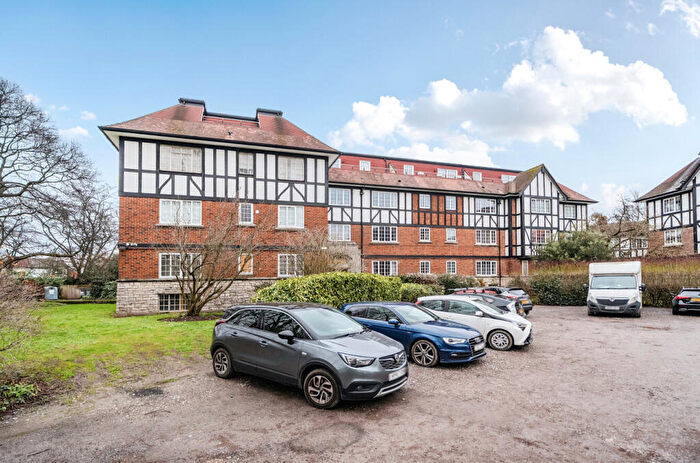 1 Bedroom Flat To Rent In Millbrook Road East, Southampton, Hampshire, SO15