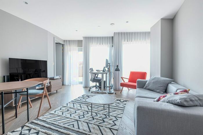 2 Bedroom Flat To Rent In No., Upper Riverside, Cutter Lane, Greenwich Peninsula, SE10