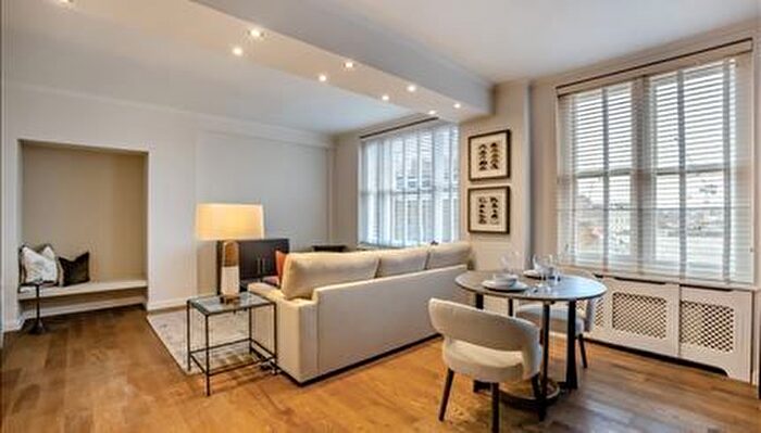 1 Bedroom Studio To Rent In Hill Street, Mayfair, W1J