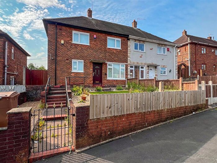 3 Bedroom Property For Sale In Thornhill Road, Bentilee, Stoke-On-Trent, ST2
