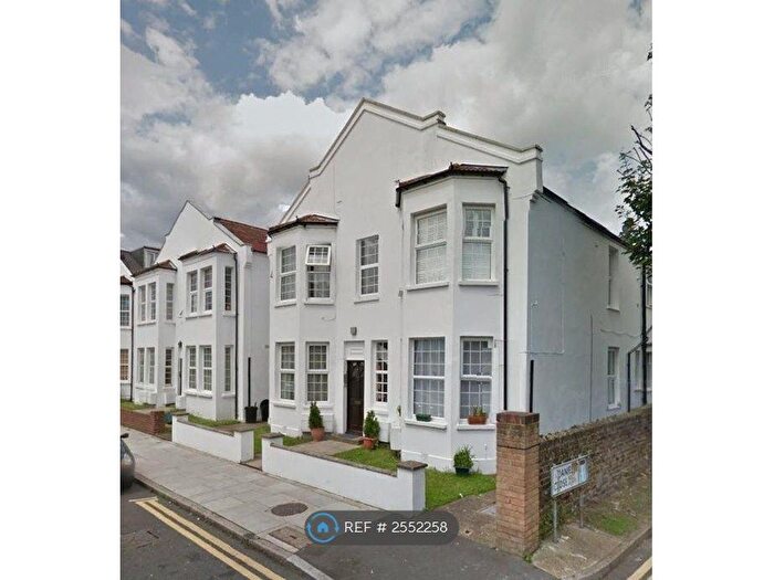 1 Bedroom Flat To Rent In Robinson Road, London, SW17