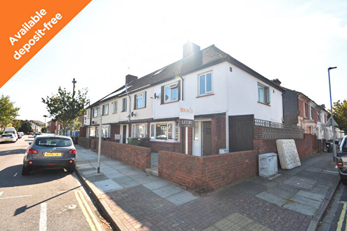 3 Bedroom End Of Terrace House To Rent In Bath Road, Southsea, Hampshire, PO4