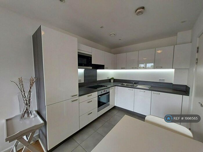 1 Bedroom Flat To Rent In Ferdinand Court, London, SE6