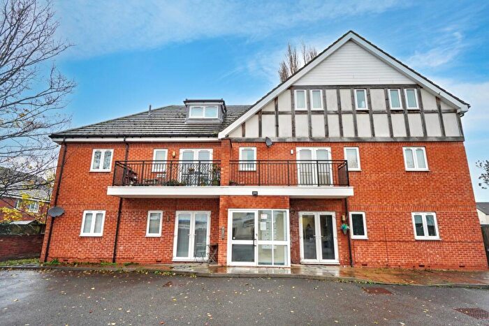 2 Bedroom Flat For Sale In Catherine Court, Moor Street, Burton-On-Trent, DE14