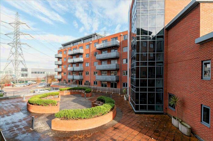 1 Bedroom Flat To Rent In Vista House, Chapter Way, Colliers Wood, SW19