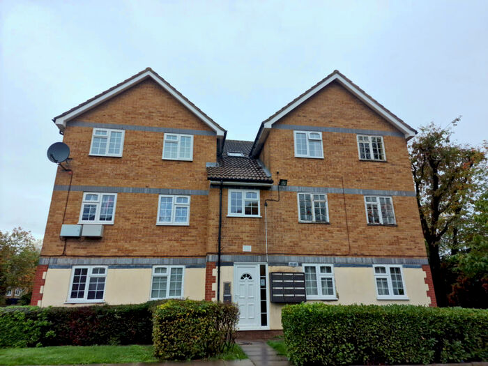 1 Bedroom Flat To Rent In Eagle Drive, Colindale, NW9