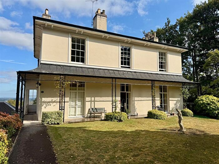 3 Bedroom Flat To Rent In Graham Road, Malvern, WR14