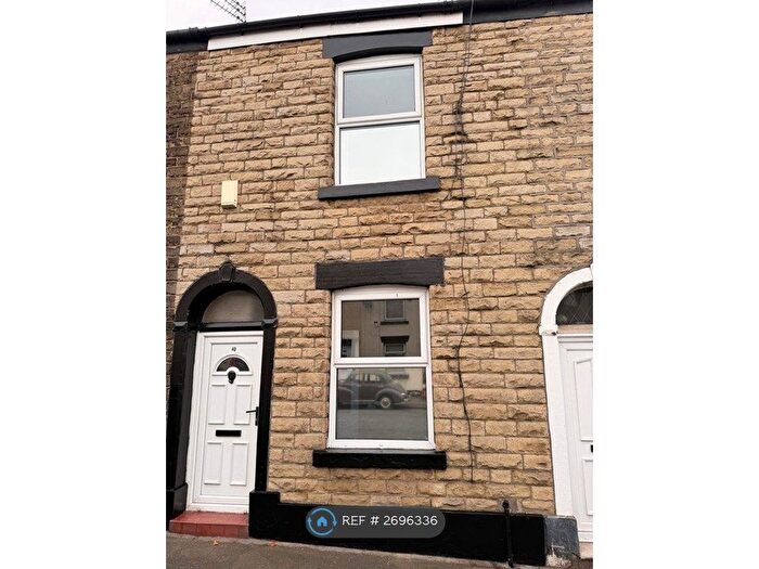 2 Bedroom Terraced House To Rent In Ridge Hill Lane, Stalybridge, SK15