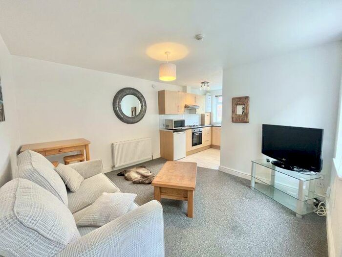 1 Bedroom Ground Flat To Rent In Albert Road, Cleethorpes, DN35