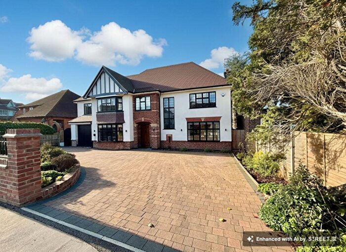 6 Bedroom Detached House For Sale In Sandilands, Croydon, CR0