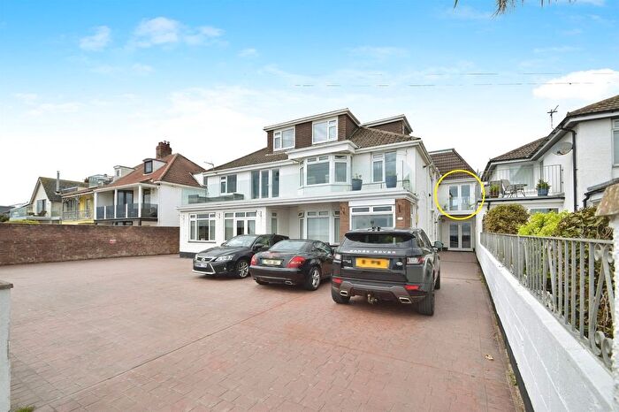 2 Bedroom Flat For Sale In Beach Road, Porthcawl, CF36
