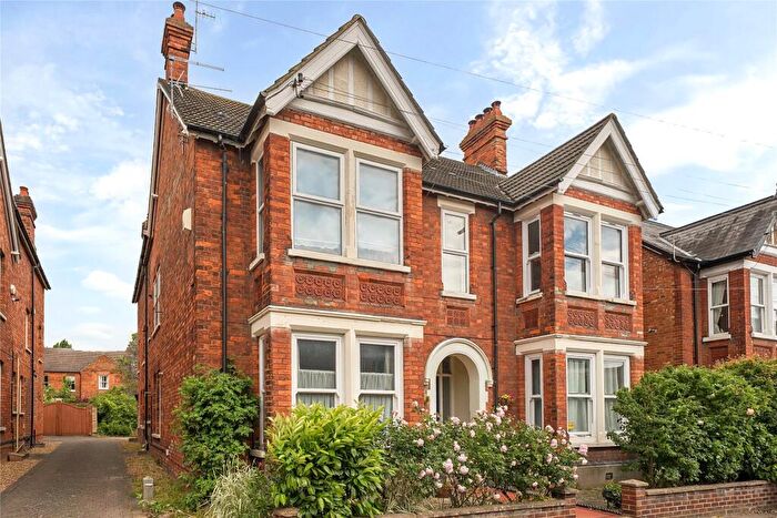1 Bedroom Apartment To Rent In Merton Road, Bedford, Bedfordshire, MK40