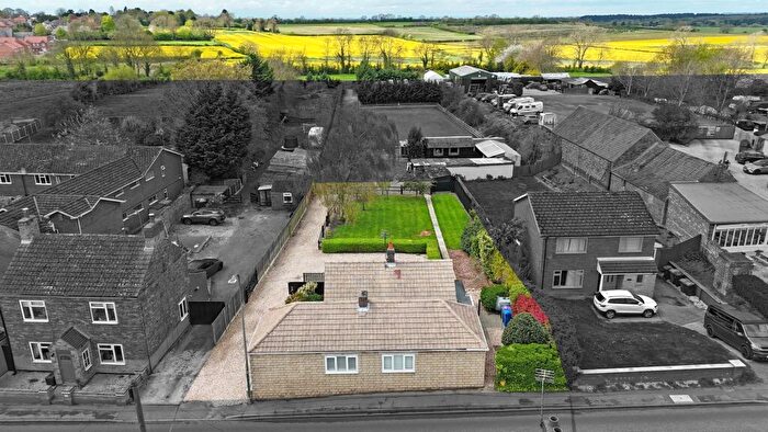 3 Bedroom Detached Bungalow For Sale In Laughton Road, Blyton, DN21