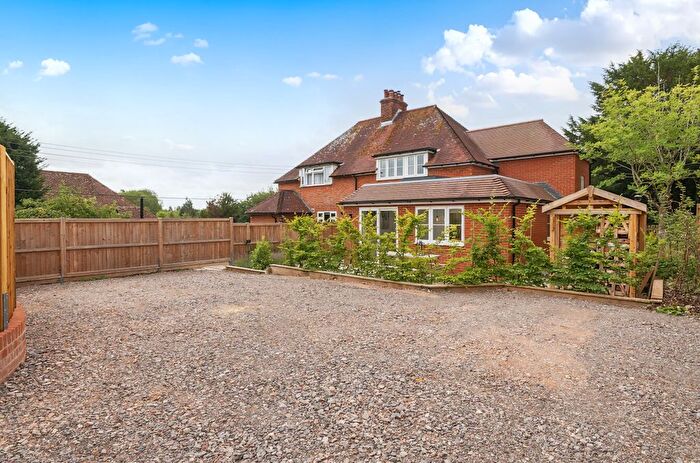 3 Bedroom Semi-Detached House For Sale In Station Hill, Itchen Abbas, Winchester, Hampshire, SO21