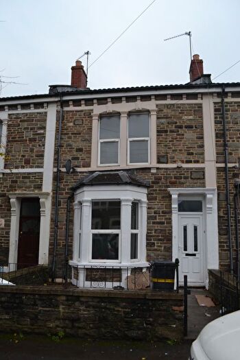4 Bedroom Terraced House To Rent In Heron Road, Easton, Bristol, BS5
